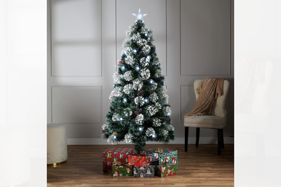 Holiday Glow: Styling LED Trees for Magical Winter Nights