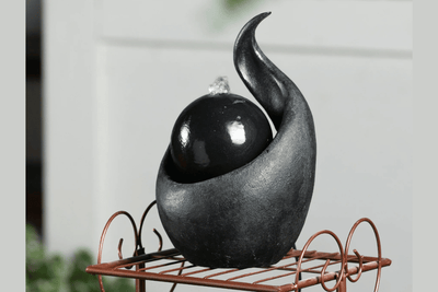 Corporate and Client Gifting: Why Garden Décor Makes Sophisticated Business Presents