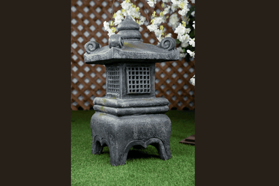 Lanterns in the Snow: Weather-Resistant Outdoor Lighting for Winter