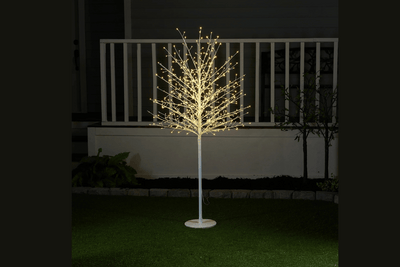 Choosing the Right Height for Outdoor LED Trees: From Accent to Centrepiece