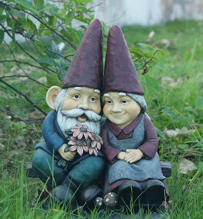 Gnome Figurine カップル像 約26cm QTQHOME Forever Gnome Couple Garden Statue,Hand-painted Love