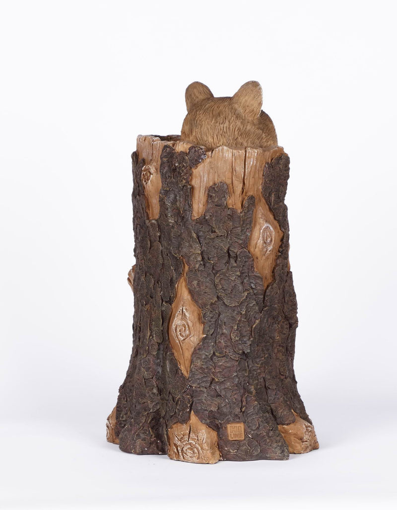 Racoon Stacking By Tree Trunk With Welcome Sign Statue HI-LINE GIFT LTD.