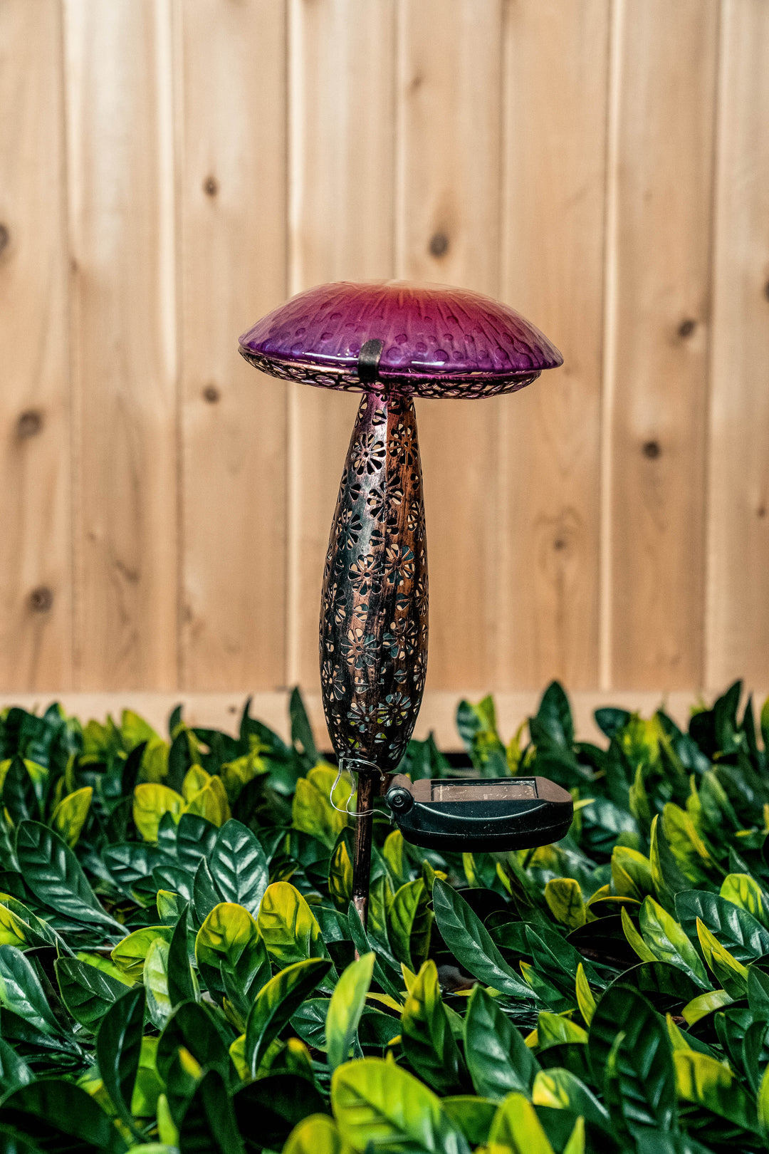 Metal And Glass Solar Mushroom Stake With Led - Pink And Purple HI-LINE GIFT LTD.