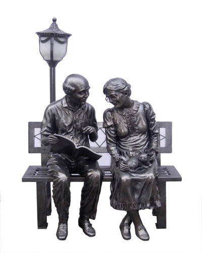 Hi-Line Exclusive - Old Couple Street Lamp Polyresin Statue HI-LINE GIFT LTD.