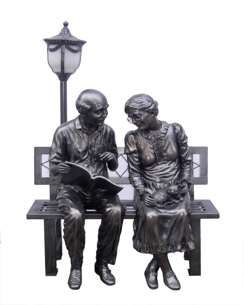 Hi-Line Exclusive - Old Couple Street Lamp Polyresin Statue HI-LINE GIFT LTD.