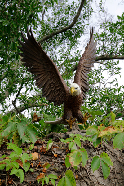Large Flying Eagle Statue Hi-Line Gift Ltd.