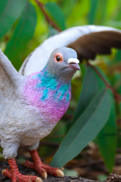 Pigeon With Spread Wings Statue HI-LINE GIFT LTD.