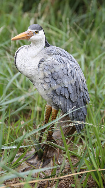 Heron Standing Hi-Line Gift Ltd.