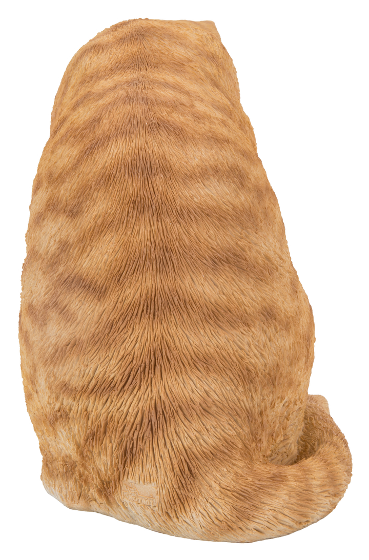 Orange Tabby Cat American Shorthair Washing Hi-Line Gift Ltd.
