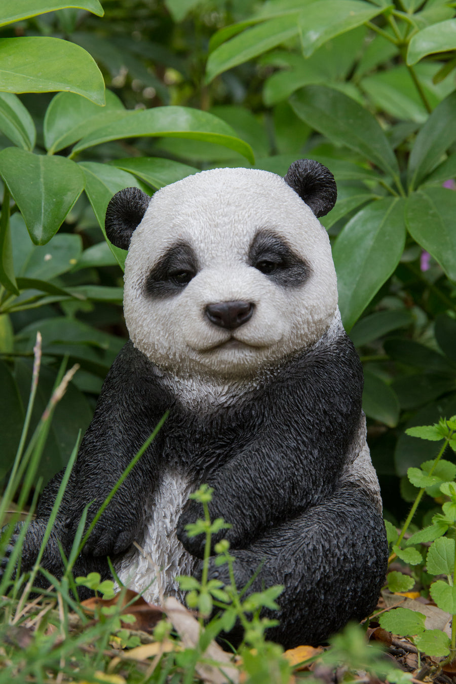 Pet Pals-Panda Drowsing Statue HI-LINE GIFT LTD.