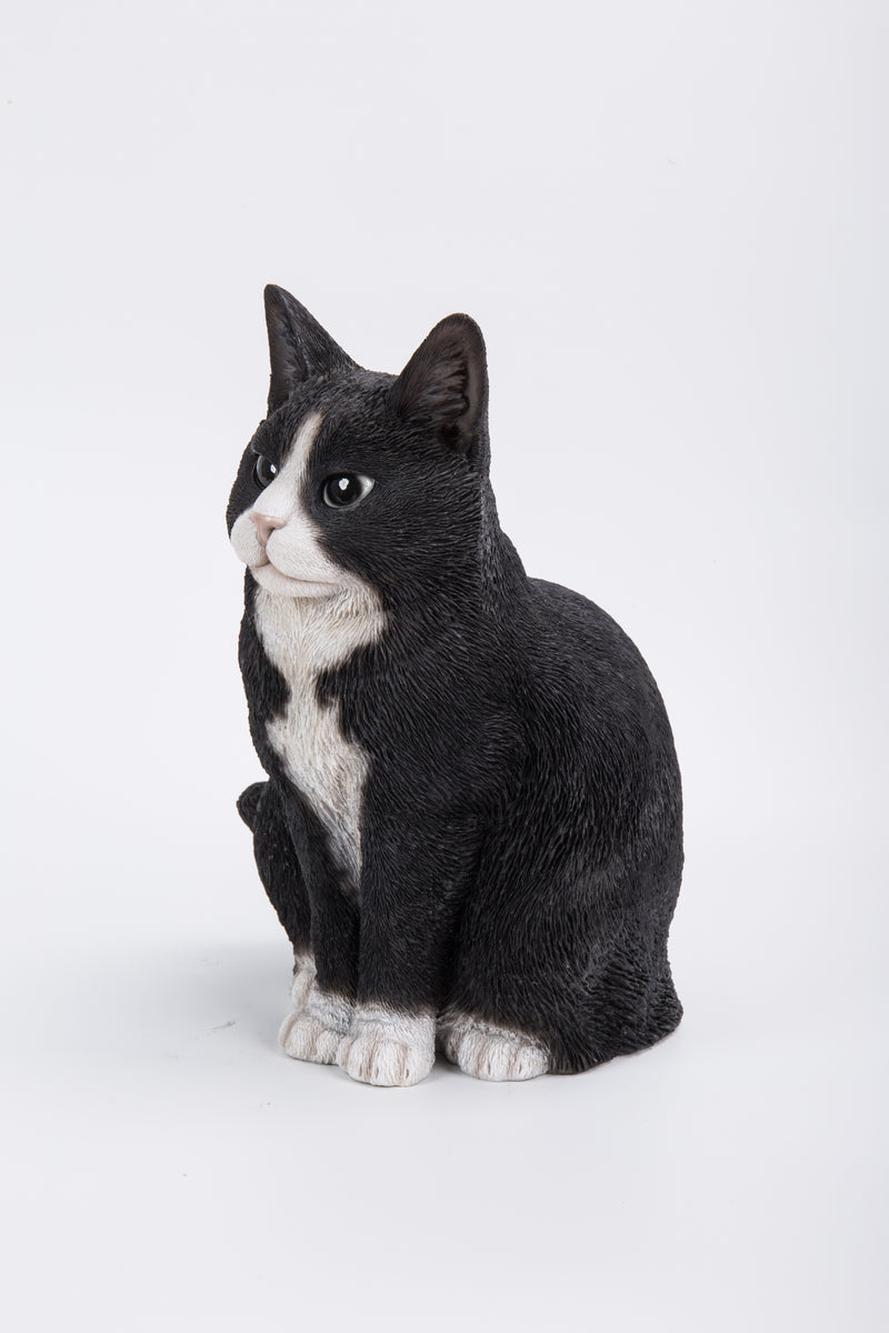 Cat Sitting - Black and White HI-LINE GIFT LTD.