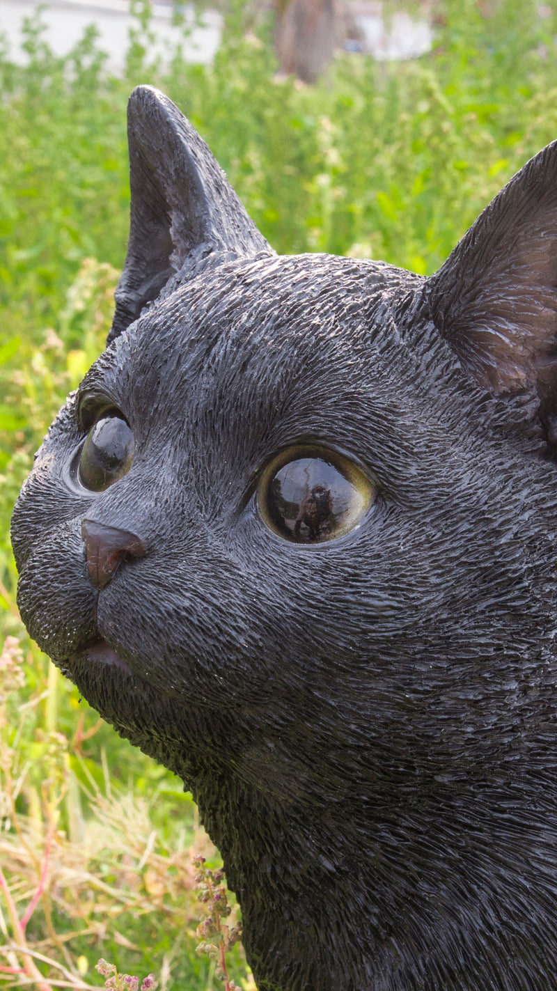 Black Cat Walking Looking Left Statue HI-LINE GIFT LTD.