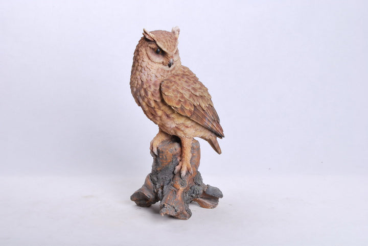 Great Horned Owl on Stump Statue HI-LINE GIFT LTD.