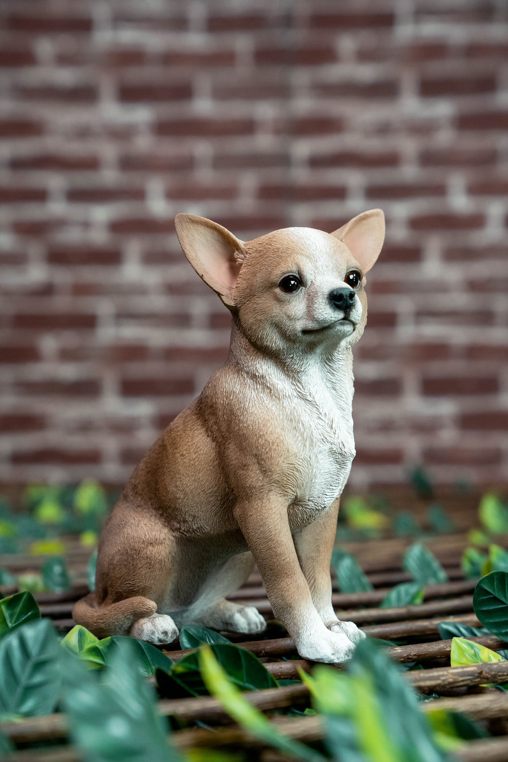 Chihuahua Sitting Statue HI-LINE GIFT LTD.