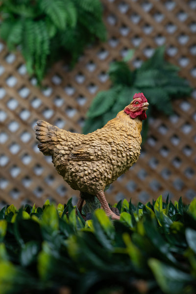 Hen Standing Statue HI-LINE GIFT LTD.