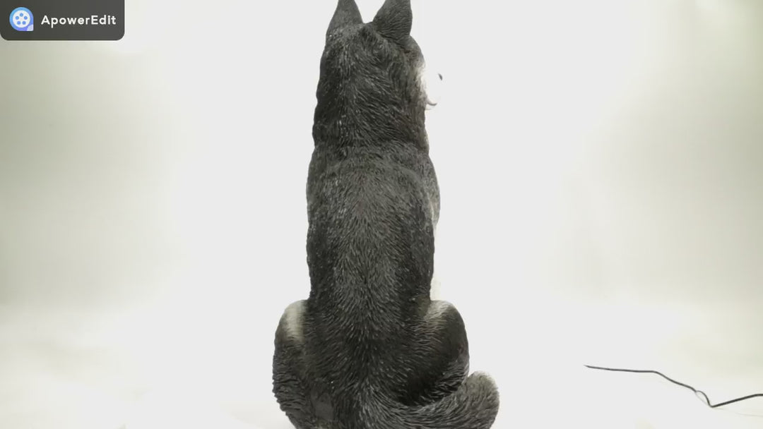 Siberian Husky Sitting Grey and White Statue - Home Decor